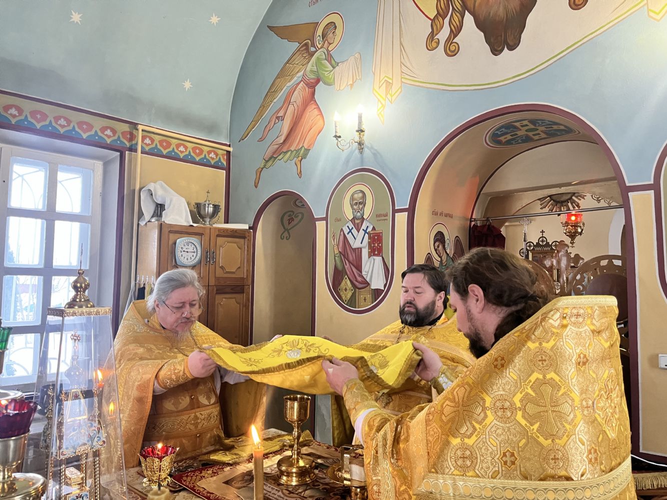 Соборная служба в день  памяти Трех Великих Святителей !!!